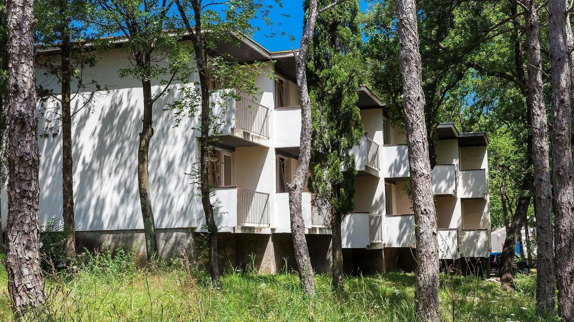 Paviljoni & Bungalow Kacjak Crikvenica 2*,